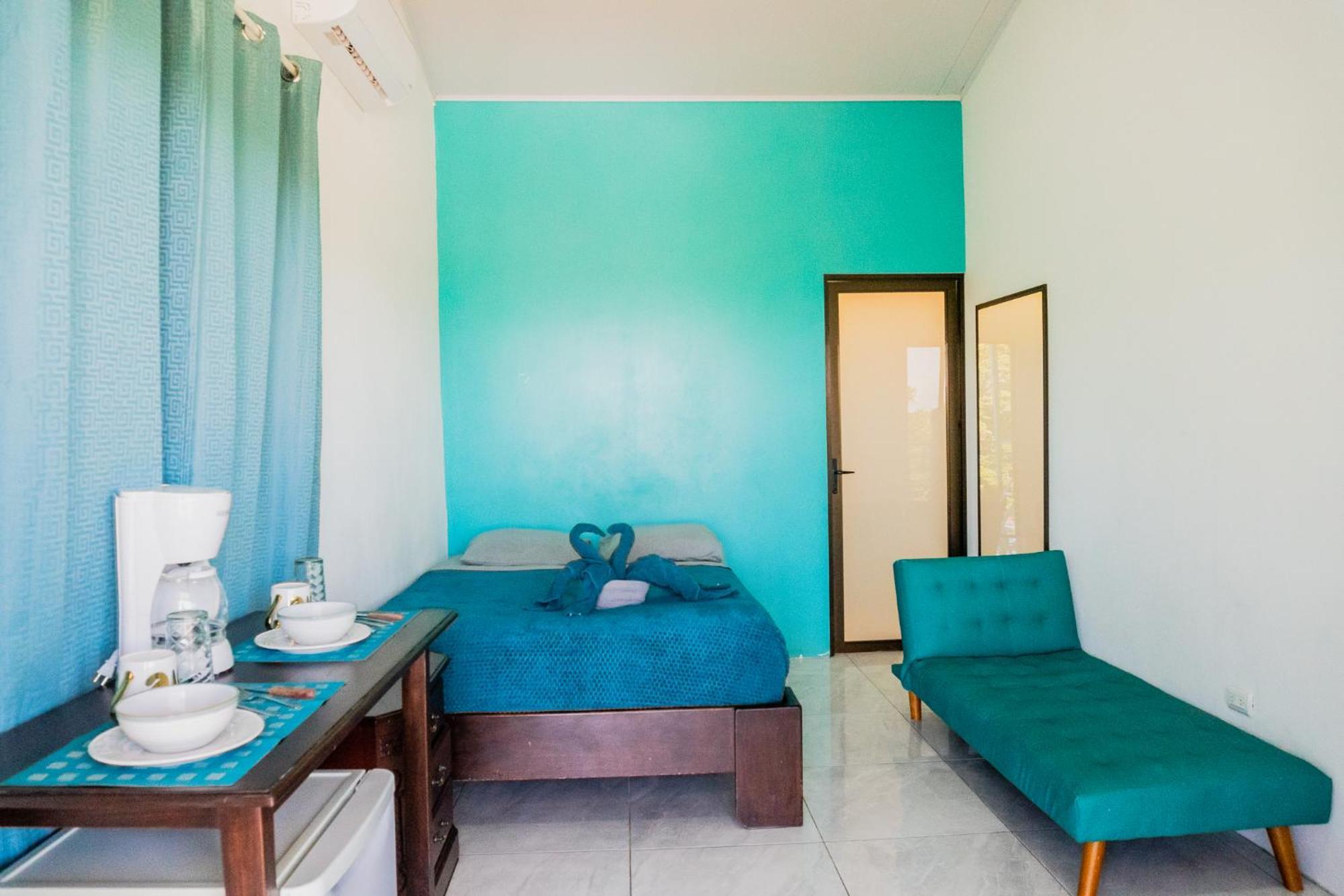 Ocean'S Breeze Apartment And Rooms Puerto Viejo de Talamanca Ngoại thất bức ảnh