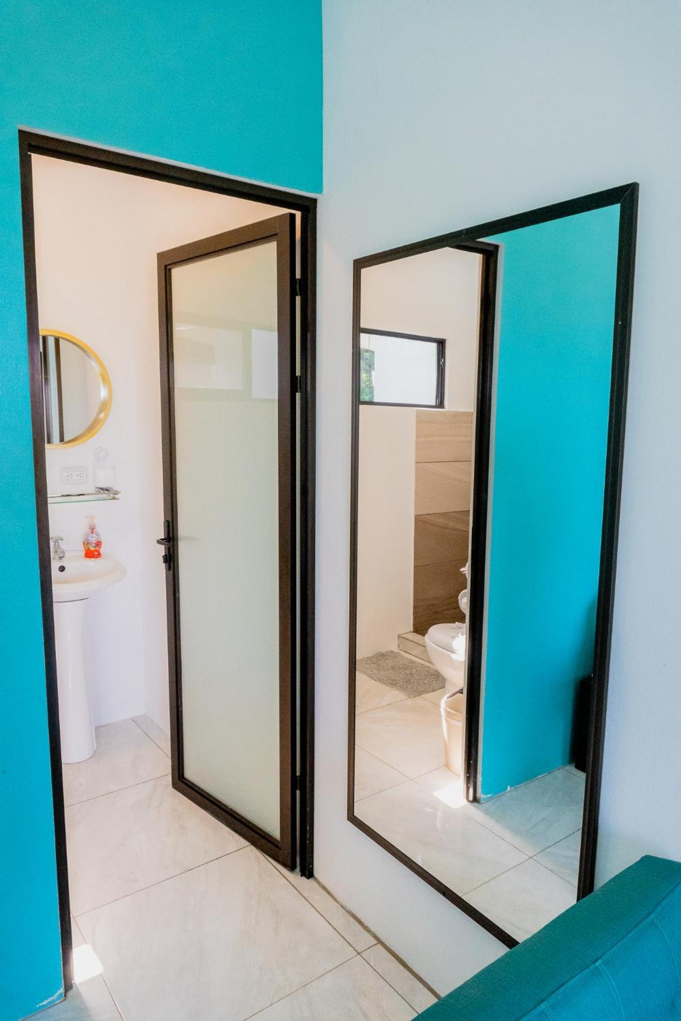 Ocean'S Breeze Apartment And Rooms Puerto Viejo de Talamanca Ngoại thất bức ảnh