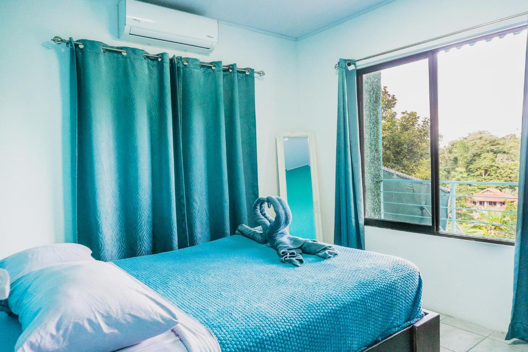 Ocean'S Breeze Apartment And Rooms Puerto Viejo de Talamanca Ngoại thất bức ảnh