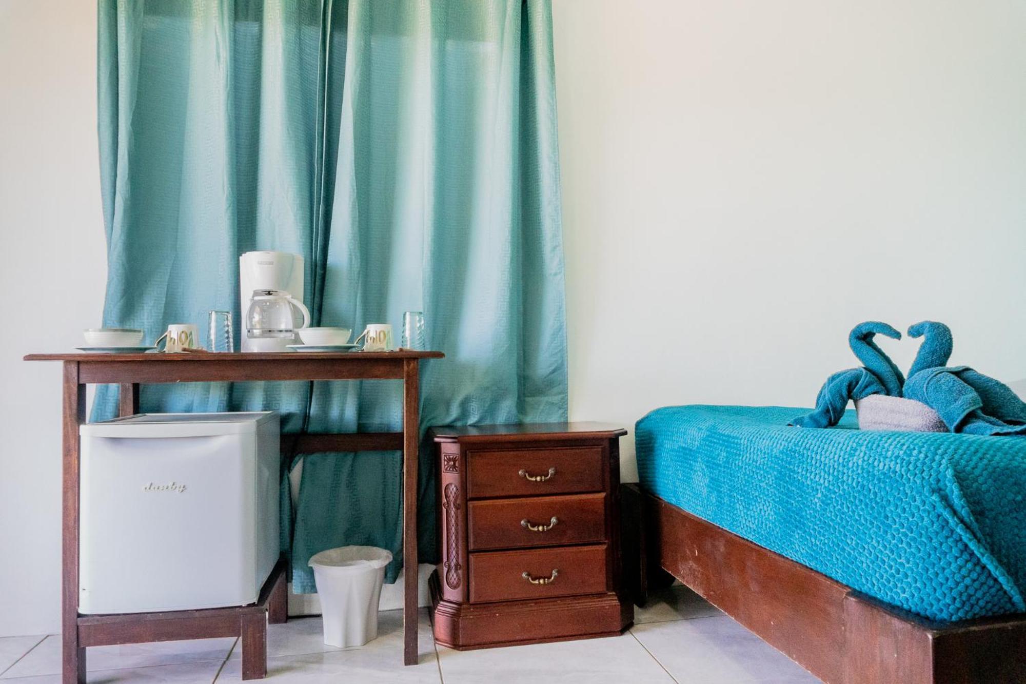 Ocean'S Breeze Apartment And Rooms Puerto Viejo de Talamanca Ngoại thất bức ảnh