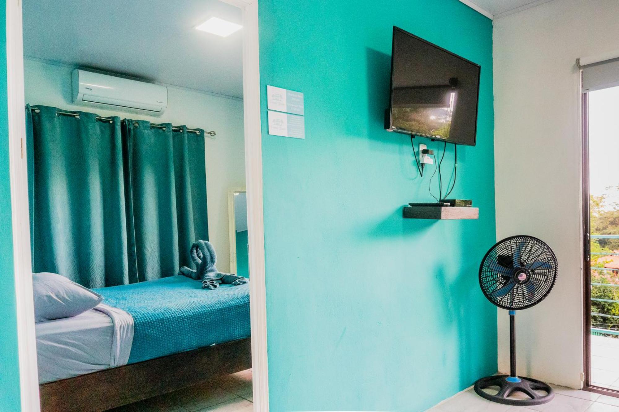 Ocean'S Breeze Apartment And Rooms Puerto Viejo de Talamanca Ngoại thất bức ảnh
